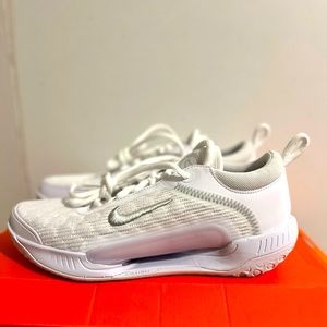 Nike Court Zoom NXT "White/Metallic Silver" Sz 7